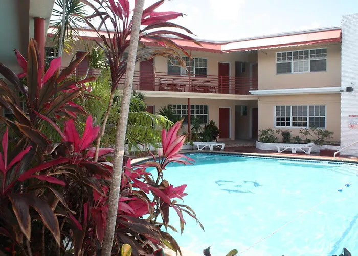 Motel: Beach And Town Motel