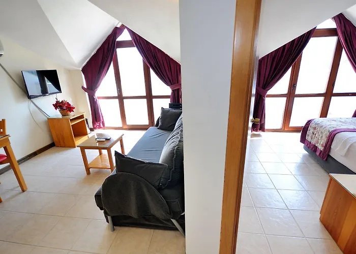 Fora Apart Hotel
