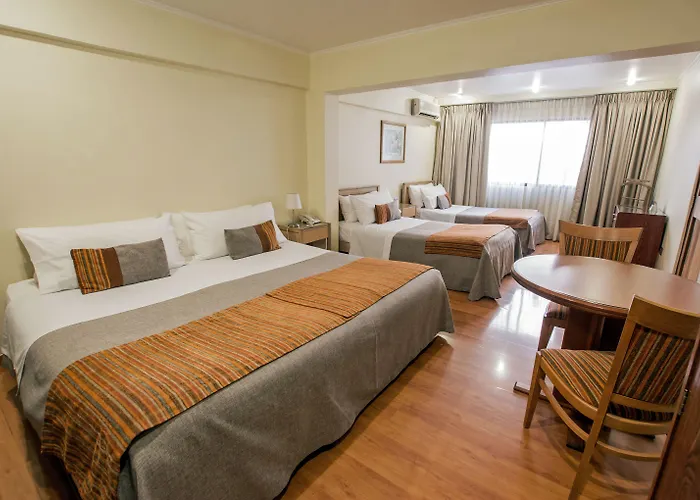 Hotel 3 estrelas: Hotel Dacarlo