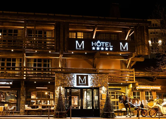Hotel with pool: M De Megeve