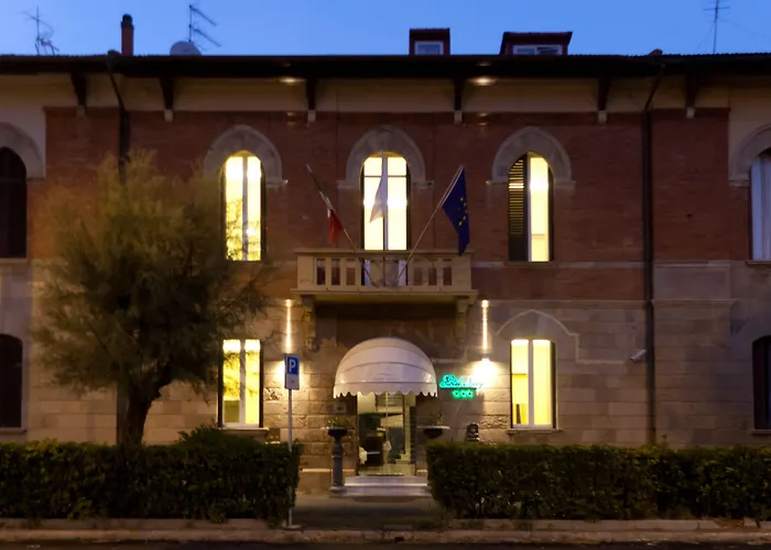 Hotel Navy