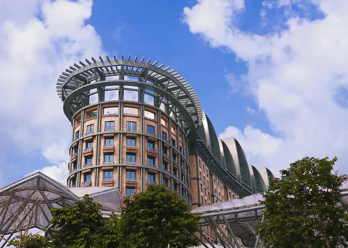 Casino hotel: Resorts World Sentosa - Hotel Michael