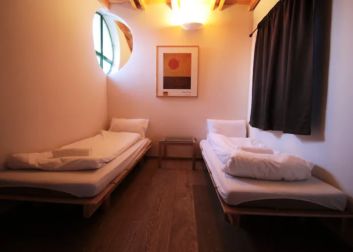The Market Courtyard - Suites Hotel
