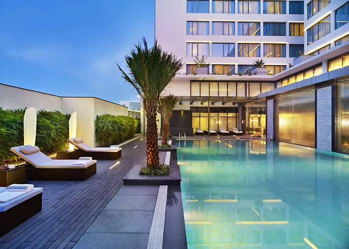 Pet Friendly hotel: Vivanta Chennai It Expressway Omr