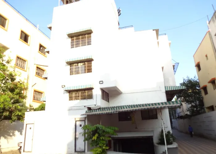 Hotel Suresh Inn