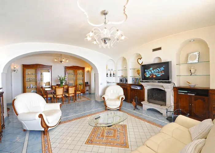 Apartment: La Sorgente Del Sole