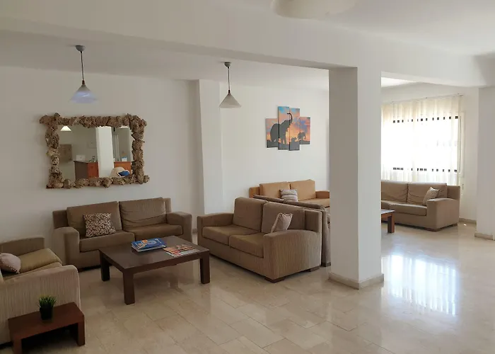 Florea Apartments