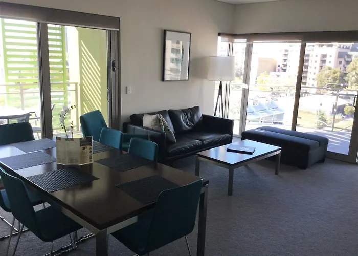 Baileys Serviced Apartments