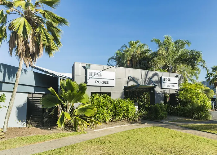 Nightcap At Edge Hill Tavern