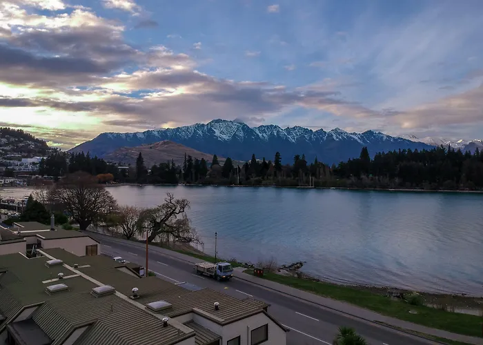 Lakefront Apartments,18 Lake Esplanade Road
