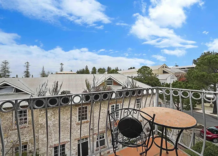 Fremantle Port Mill - Unique Accommodation