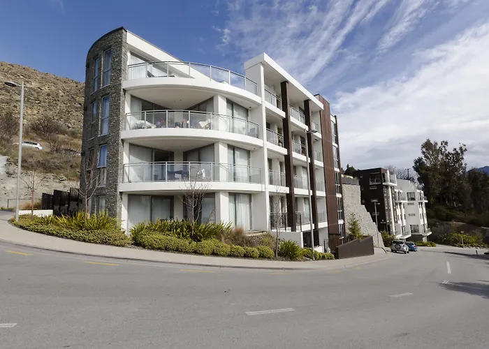 Queenstown Village Apartments