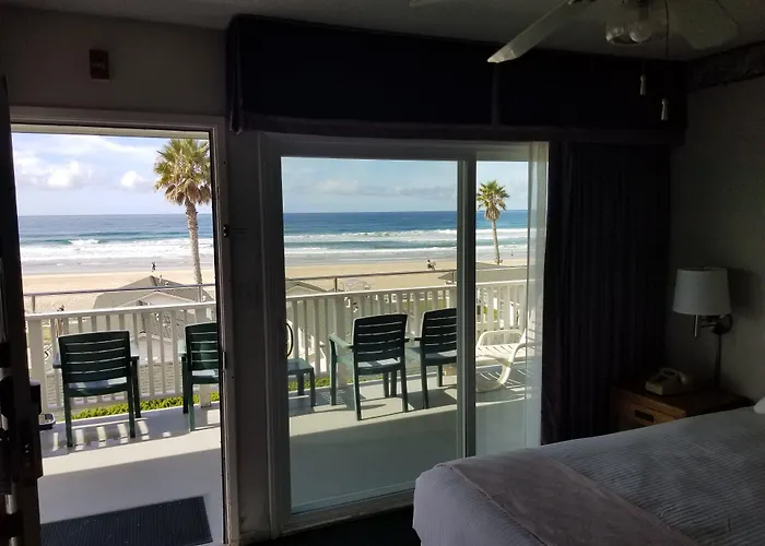 3 star hotel: The Beach Cottages