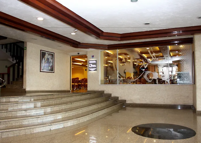 Hotel casino: Hotel Parque Satelite