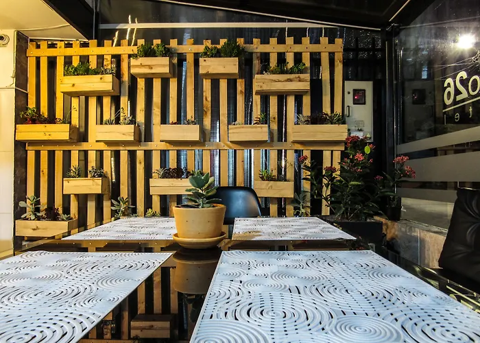 Hotel: Hotel Metro 26