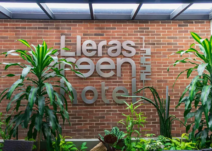 Lleras Green Hotel