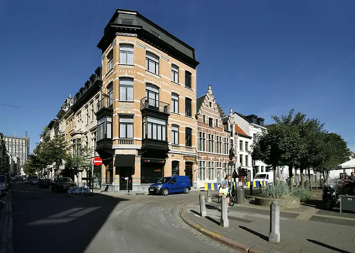 Smartflats - Raphael Suites