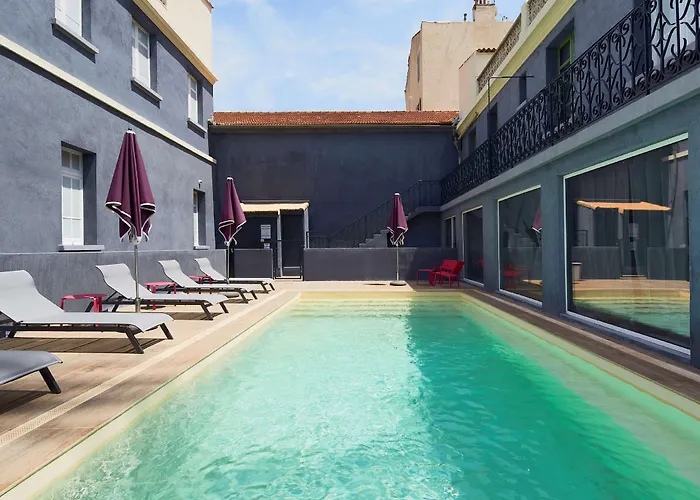 Hôtel avec vue: Kyriad Marseille Blancarde - Timone