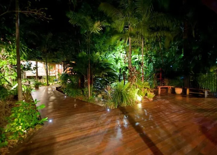 The Hostels Dougies Backpackers Resort