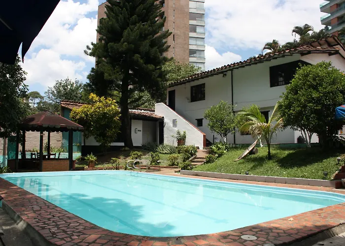 Hotel con piscina: Hotel Premium Real