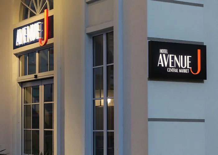 Avenue J , Central Market