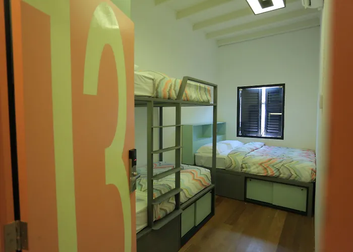 Nomaps Hotel