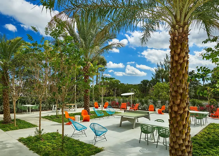 Beach hotel: Aloft Miami Airport