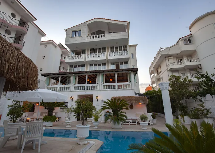 Conny'S Hotel (Adults Only)