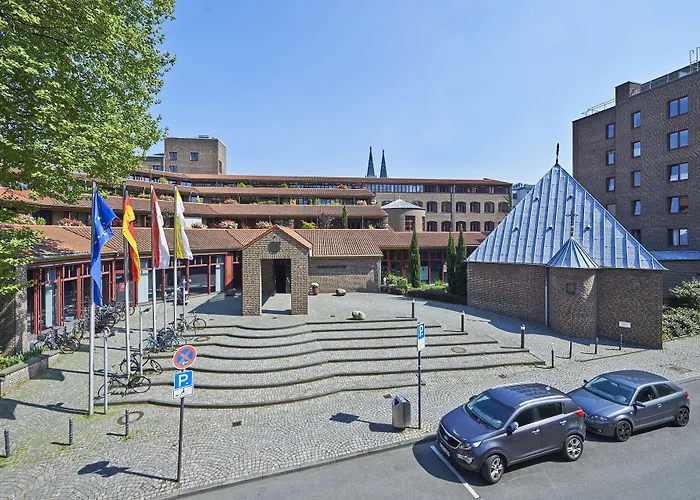  Maternushaus