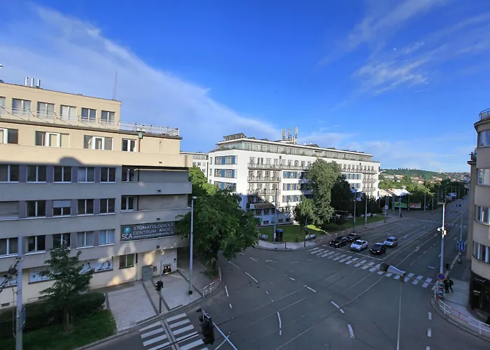 Angel City Aparthotel