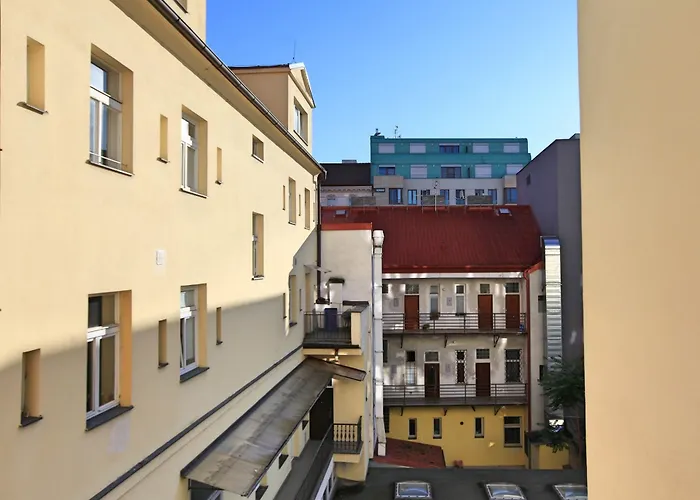 Angel City Aparthotel