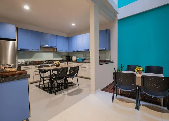 Bed and Breakfast Legreen Suite Tebet