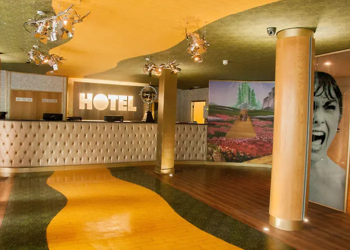 Hotel near College: The Arthouse Hotel