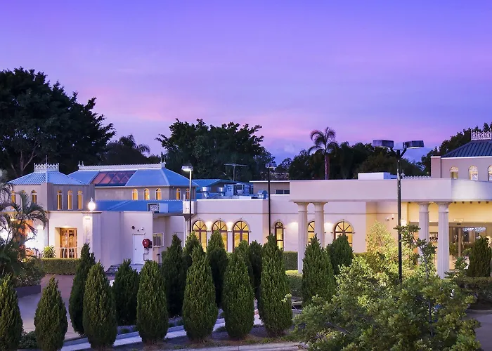 Motel: Shangri-La Gardens