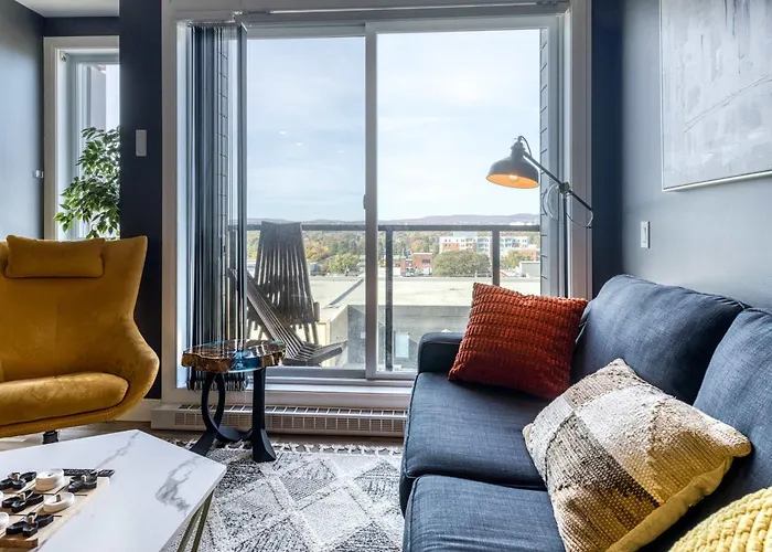 Appartement Luxe, Incredible Sunset View, Pool, Parking, Near Old Quebec