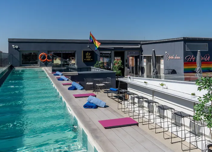 Resort: Axel Hotel Madrid - Adults Only
