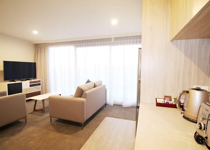 Fernz Motel & Apartments Birkenhead