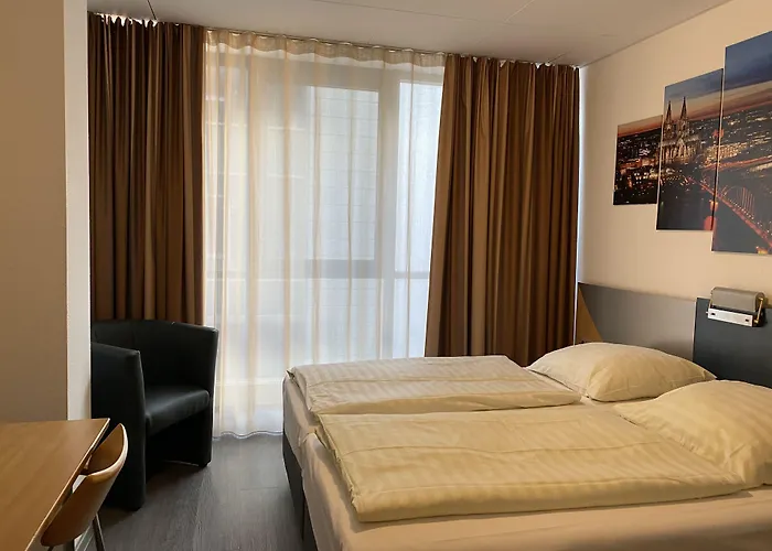 3-Sterne-Hotel: Opera Hotel Köln