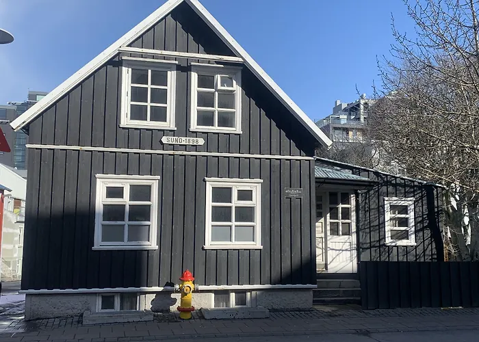 Apartments Old Charm Reykjavik s