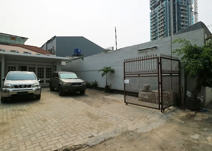 Guest house: Mk House Tendean