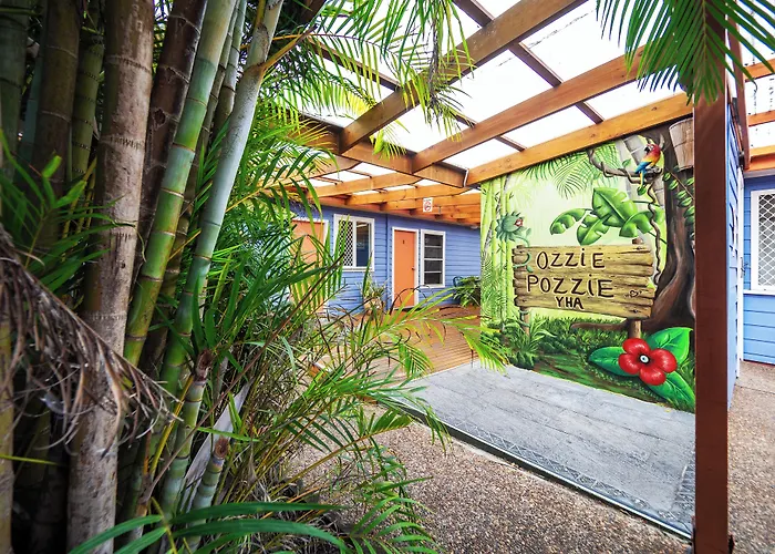 Ozzie Pozzie Backpackers