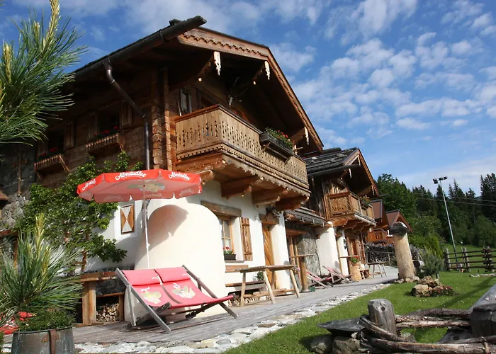Almdorf Flachau - Luxus Huettenurlaub