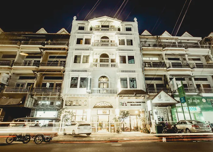 Pet Friendly hotel: Grand Elevation Hotel