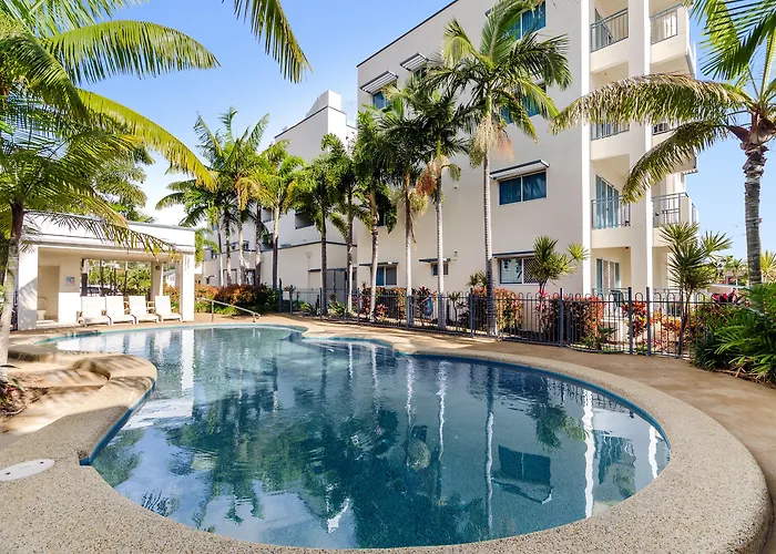 Beach hotel: Madison Ocean Breeze Apartments