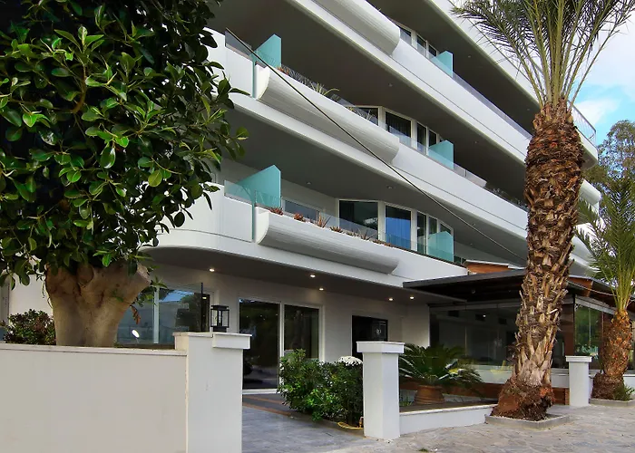 Beach hotel: Maison 66, Riviera Hotels