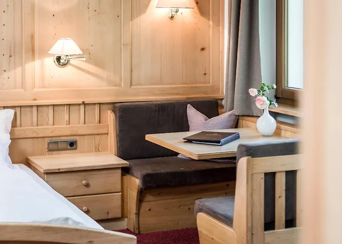 Hotel Weisses Roessl - Cavallino Bianco