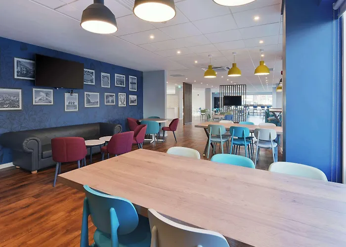 Cheap hotel: Travelodge Manchester Salford Quays Hotel