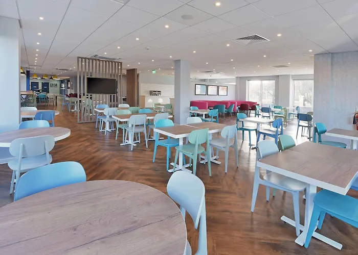 Cheap hotel: Travelodge Manchester Salford Quays Hotel