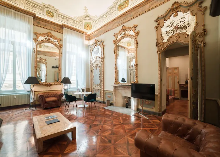 Royal Palace Hotel
