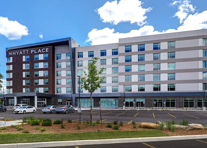 Pet Friendly hotel: Hyatt Place Ottawa West